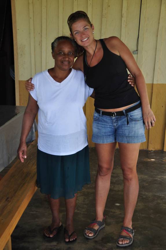 Com a Dona Luzia, na Serra do Tepequem, no norte de Roraima